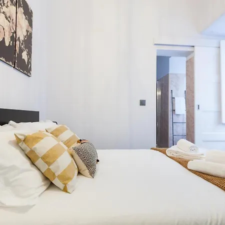Youthful Design In By Cozzy Homes شقة Lisboa