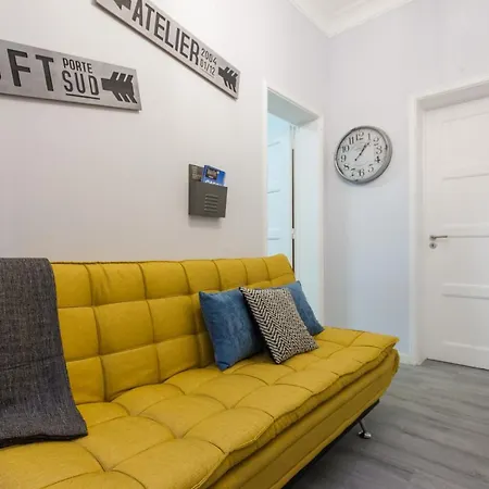 Youthful Design In By Cozzy Homes Apartment Lisbon